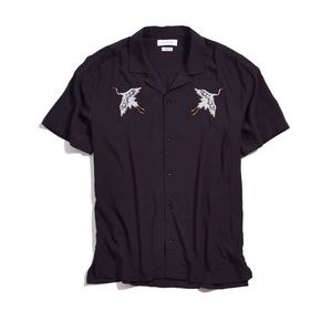 Embroidered Crane Vacation Shirt